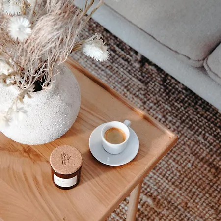 Jokai7 מלון דירות